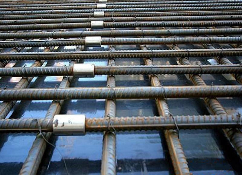 南京为什么建楼房时，要在钢筋上加一排小圆环？原来作用这么大